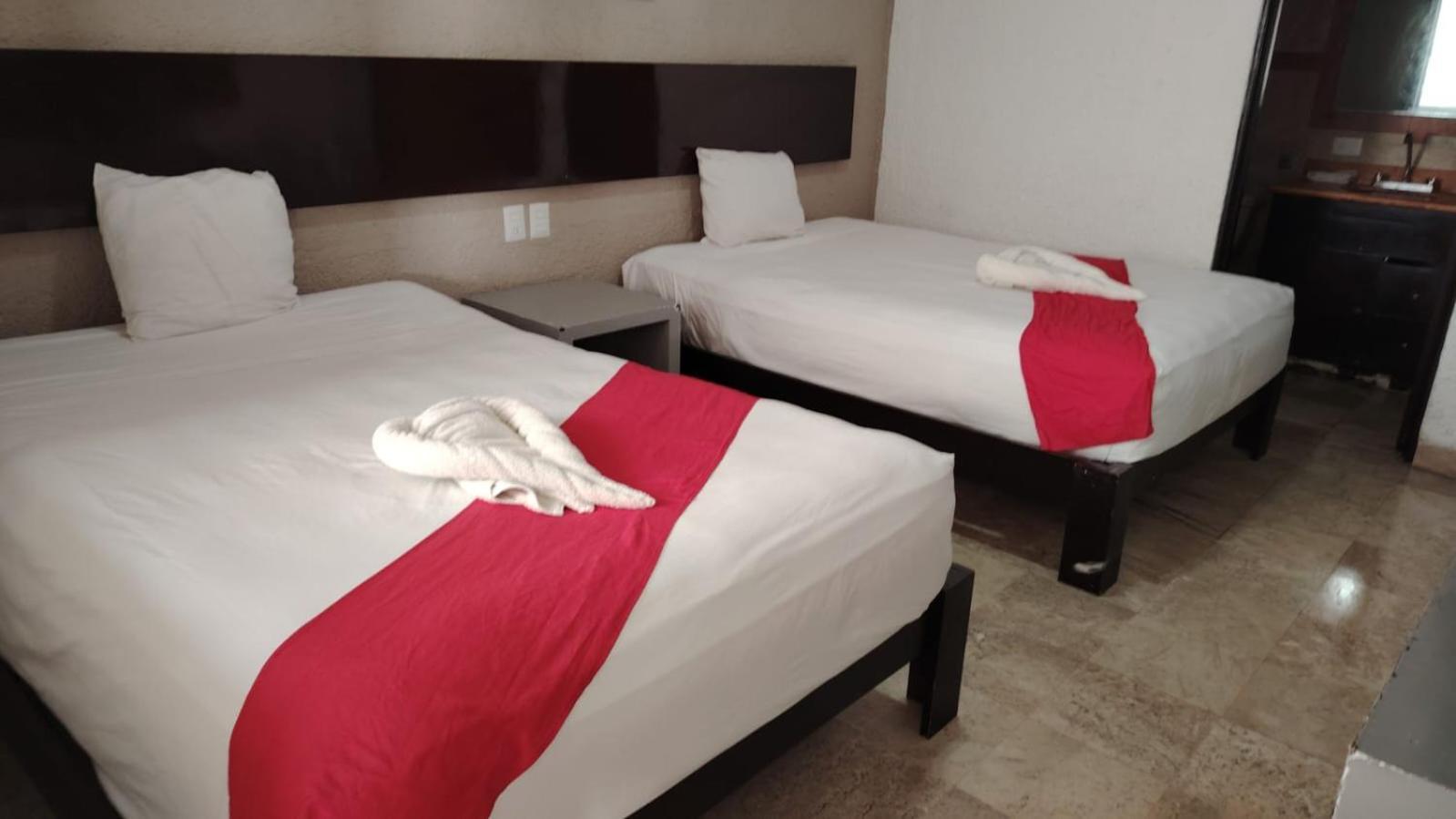 Hotel Maya Turquesa Playa del Carmen Exterior photo