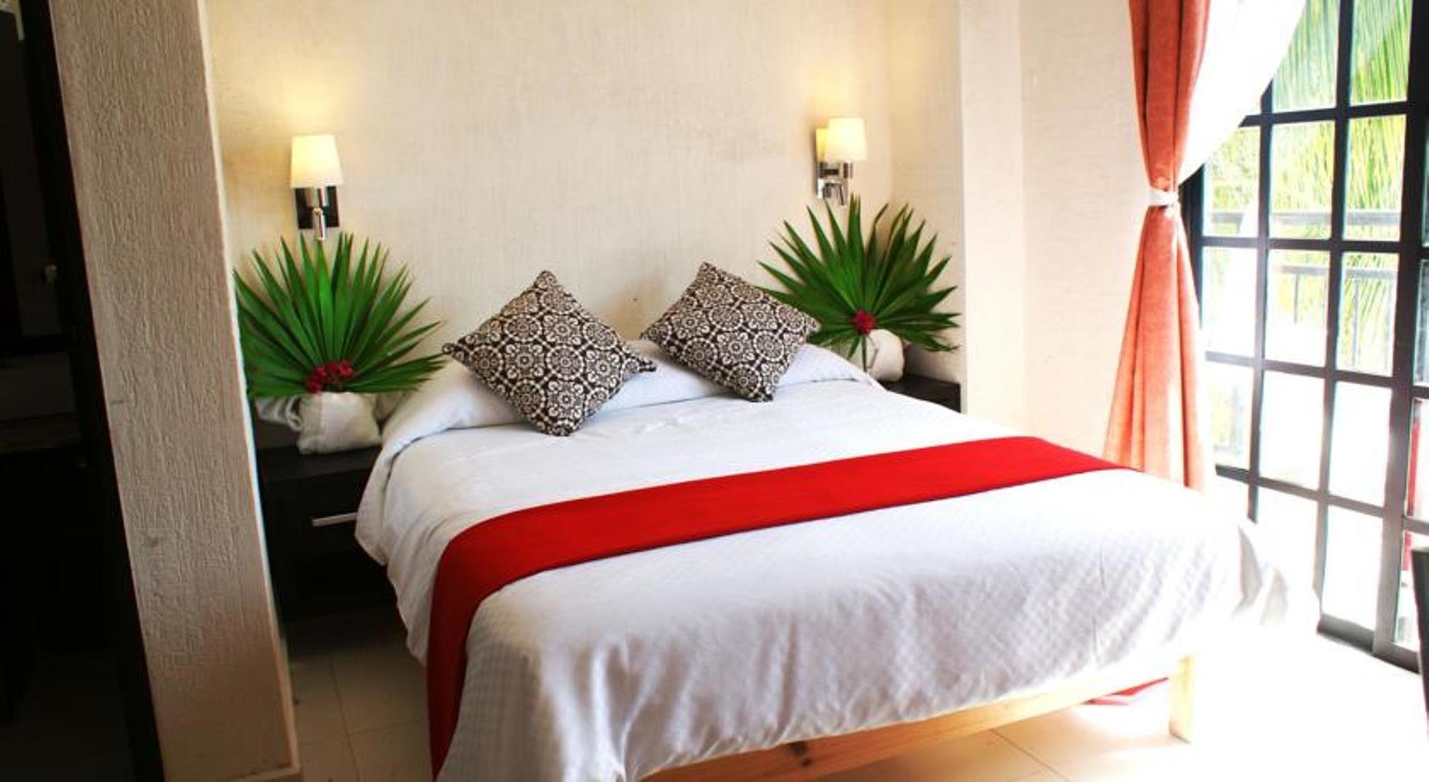 Hotel Maya Turquesa Playa del Carmen Exterior photo